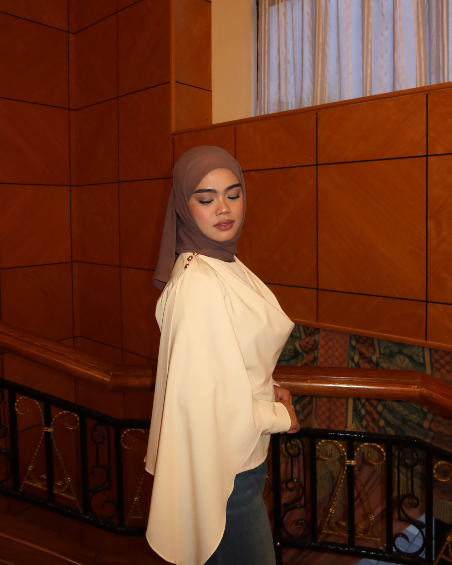 Suraya Cape Top